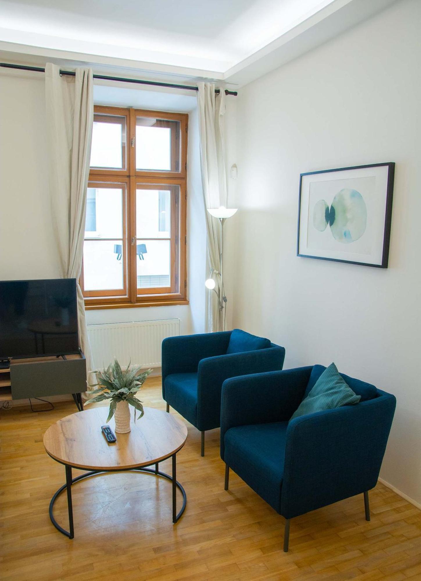 City Centre Apartment With Parking Прага Екстериор снимка